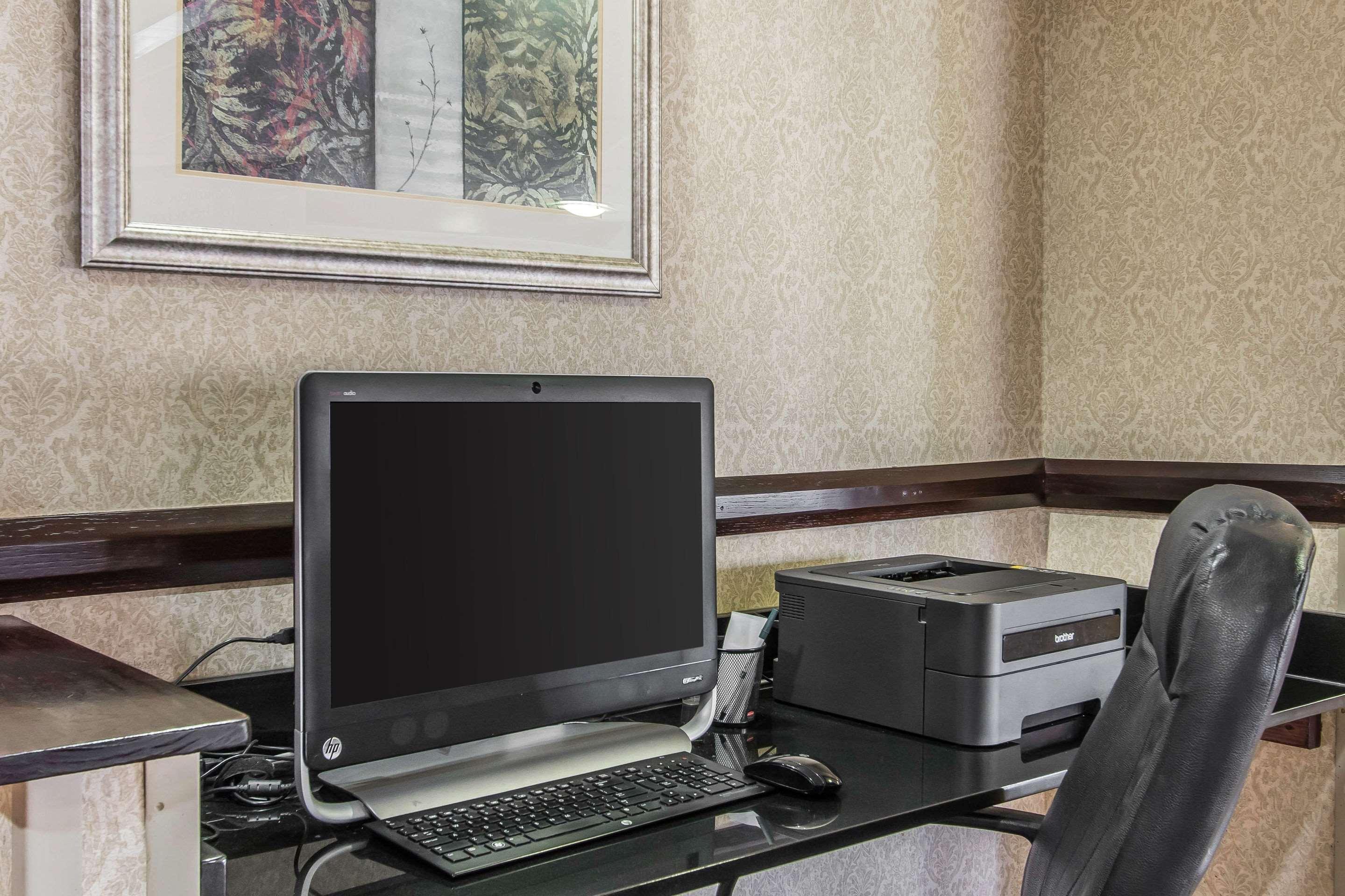 Quality Inn & Suites Memphis East Eksteriør bilde