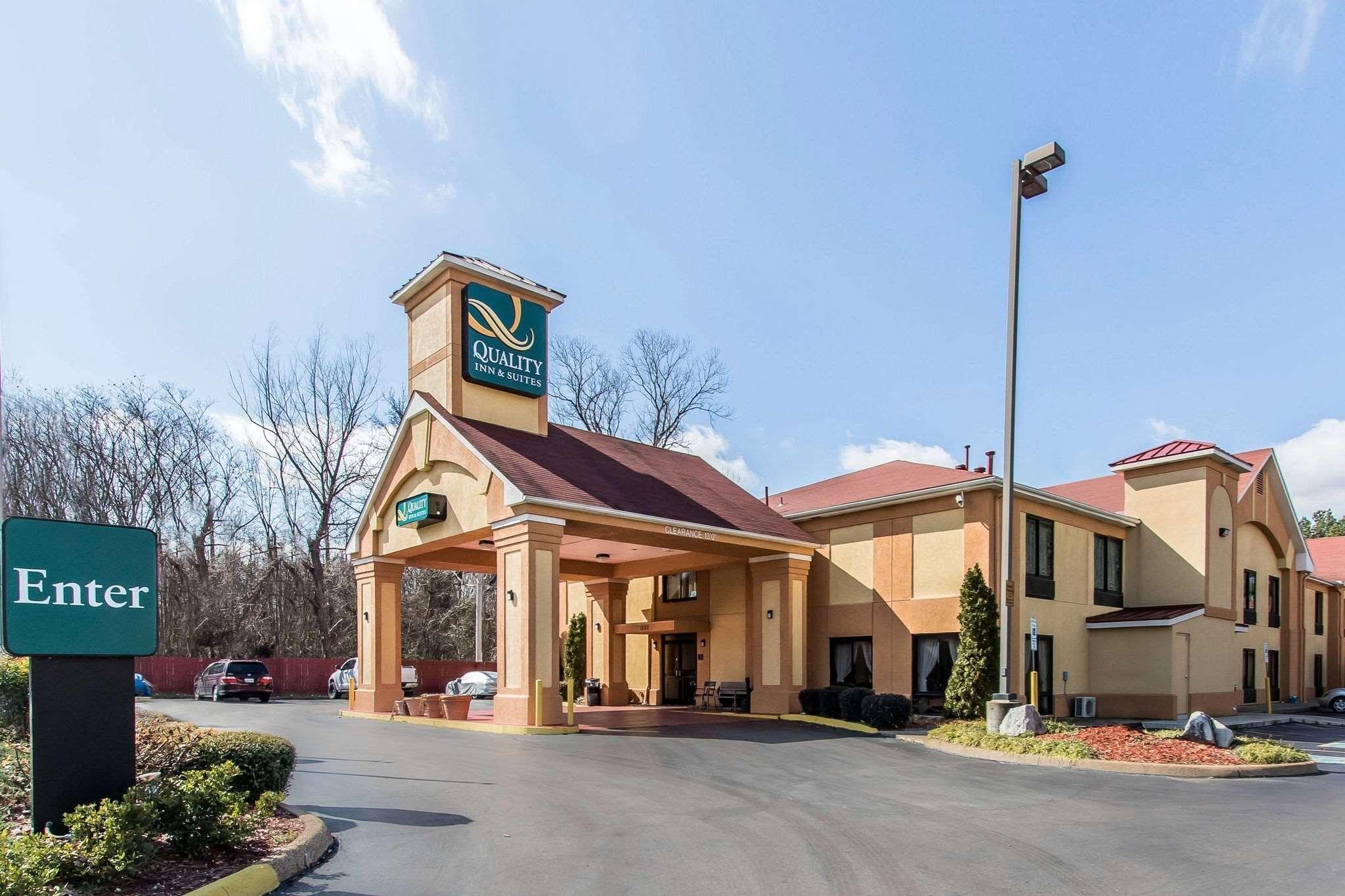 Quality Inn & Suites Memphis East Eksteriør bilde