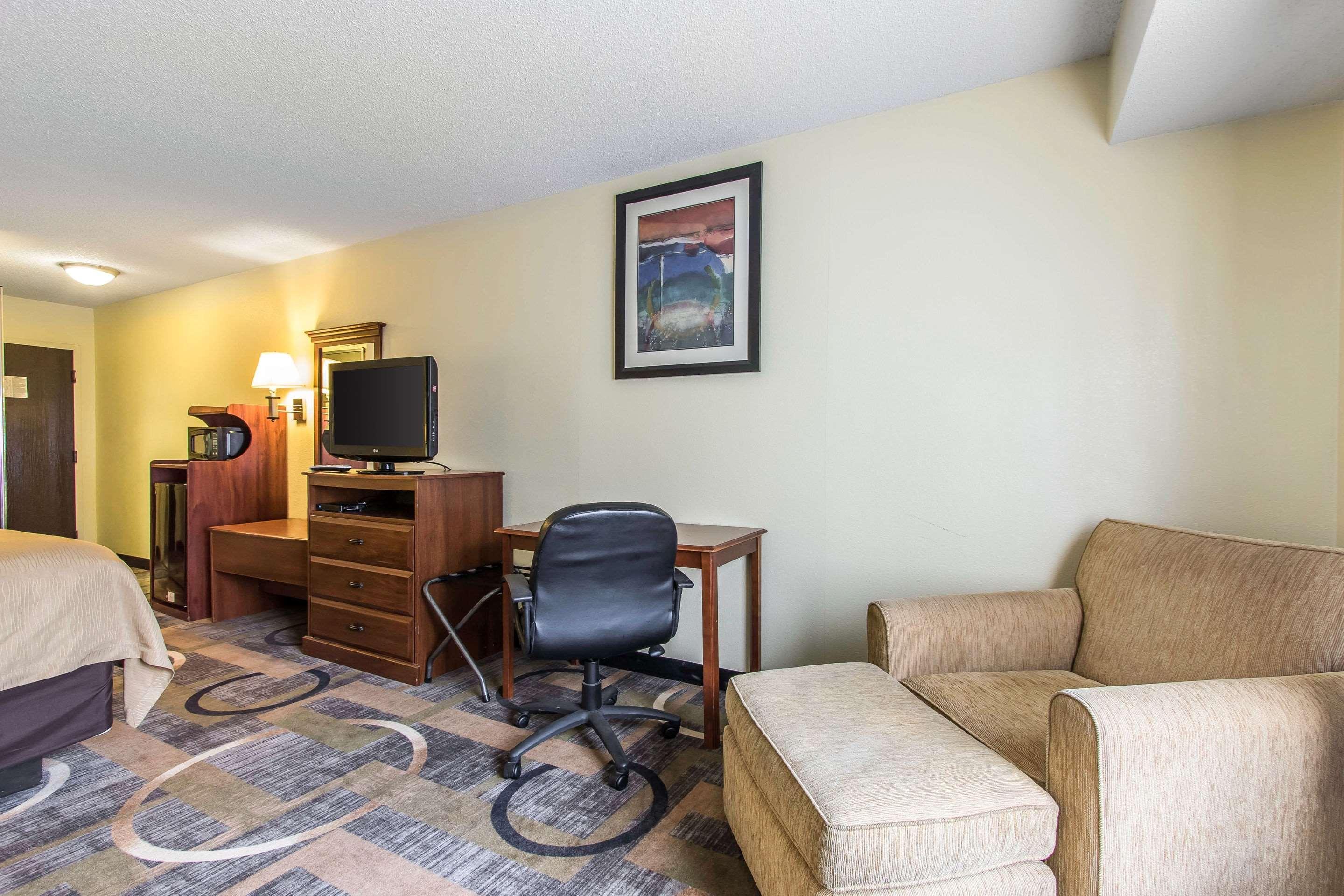 Quality Inn & Suites Memphis East Eksteriør bilde